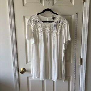 Torrid White Flower Boho Top